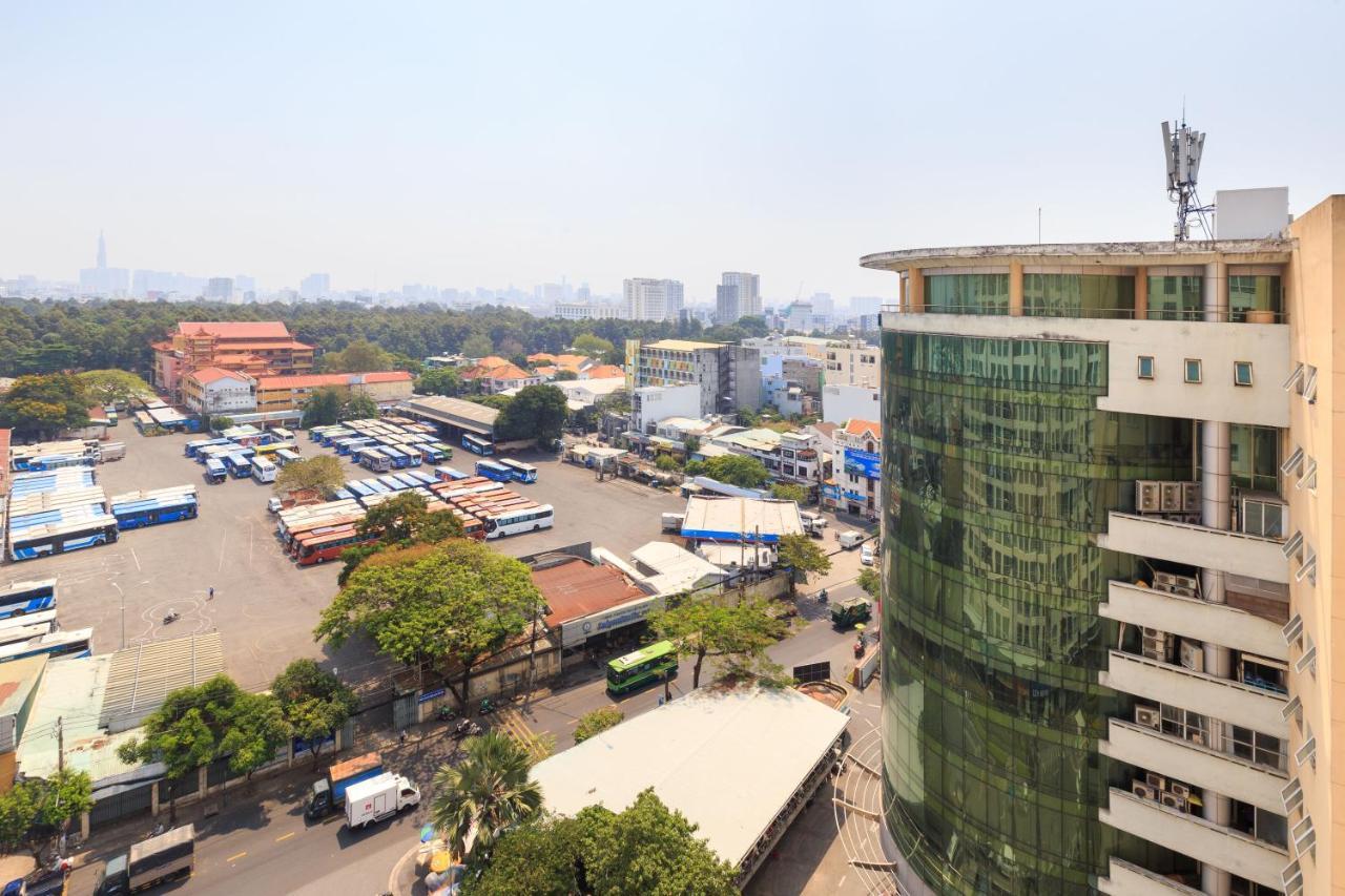 Sky Center Near Airport Apartment Ho Chi Minh City Exterior photo